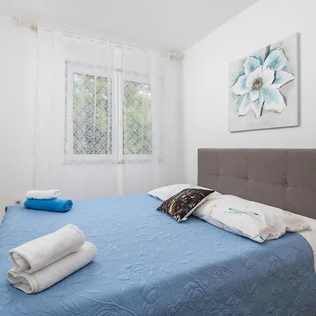 Apartman Issidora